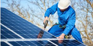 Installation Maintenance Panneaux Solaires Photovoltaïques à Saint-Etienne-du-Gue-de-l'Isle